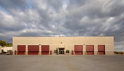 full view of precast concrete distribution center