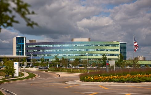 Front parking lot view Mercy West Hospital